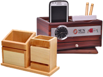 Wooden pen stand